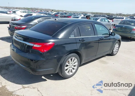 2013 Chrysler 200 Touring из США, поврежденный, VIN 1C3CCBBG8DN678065